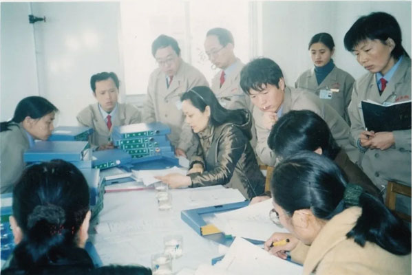 2002年2003网站太阳集团人废寝忘食搞认证