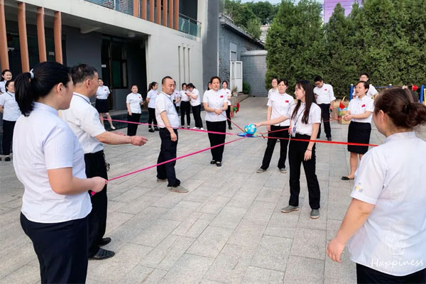 2003网站太阳集团中药饮片公司团建活动